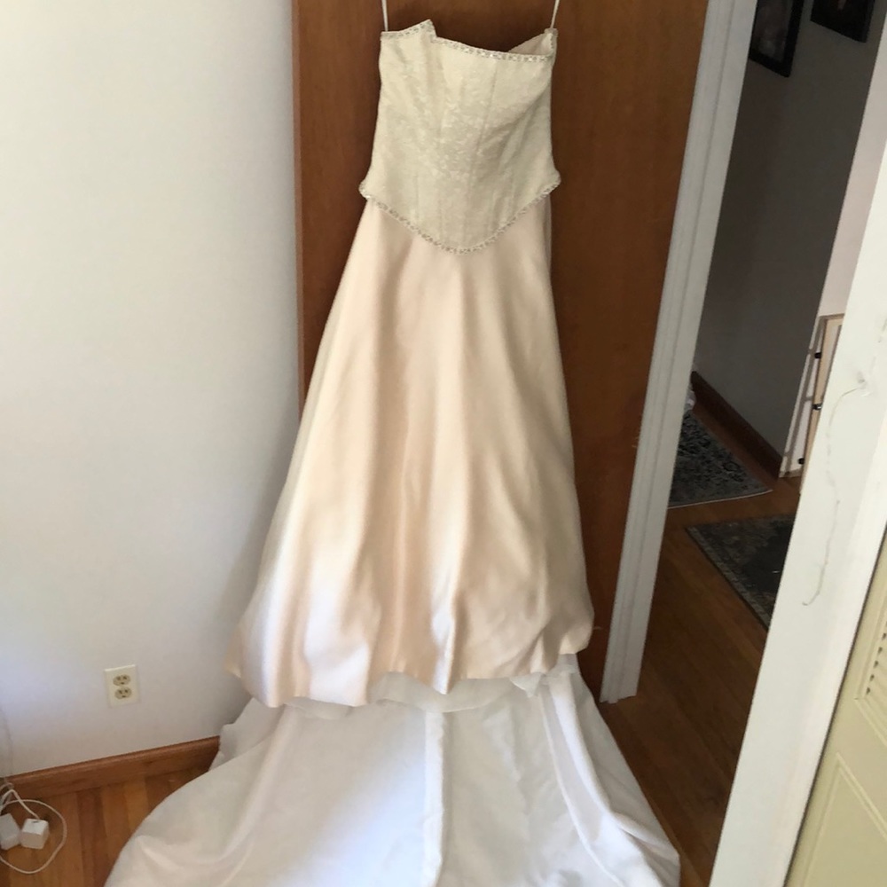 Wedding Dress!!!